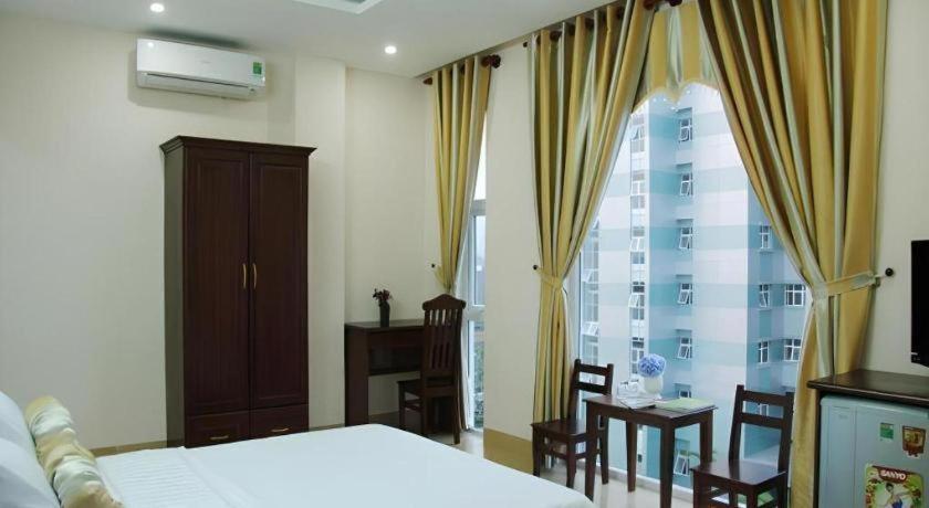 Khách sạn Huong Binh